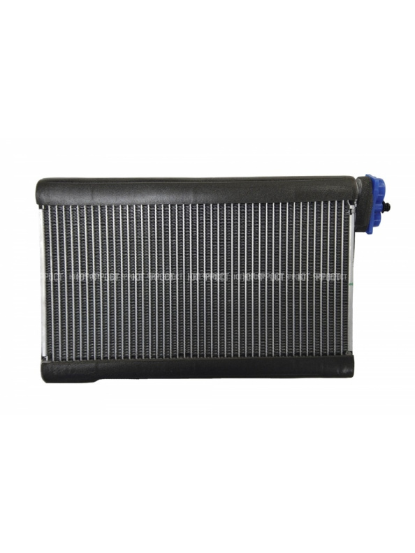 Испаритель HINO / IVECO Daily с 2015 AR147